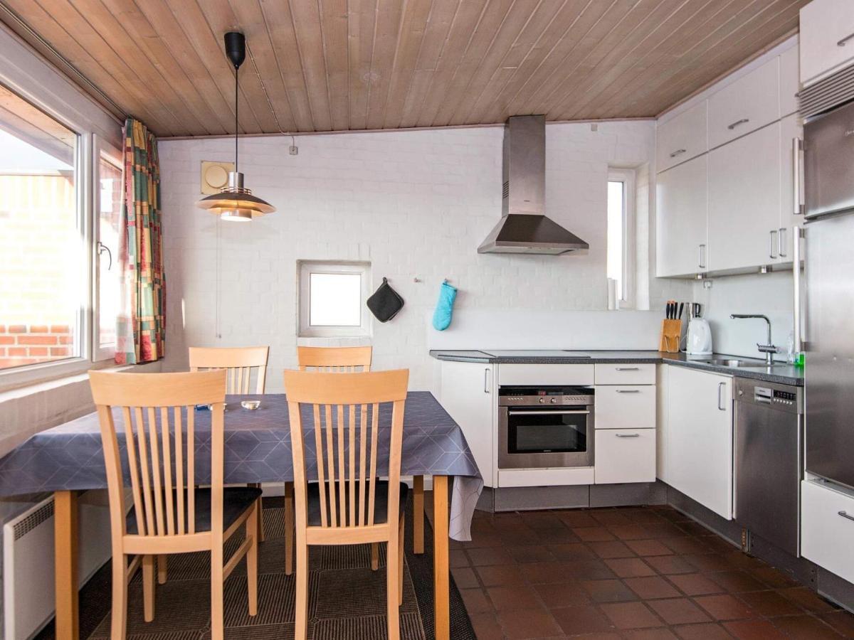 6 Person Holiday Home In Henne Henne Strand Dış mekan fotoğraf